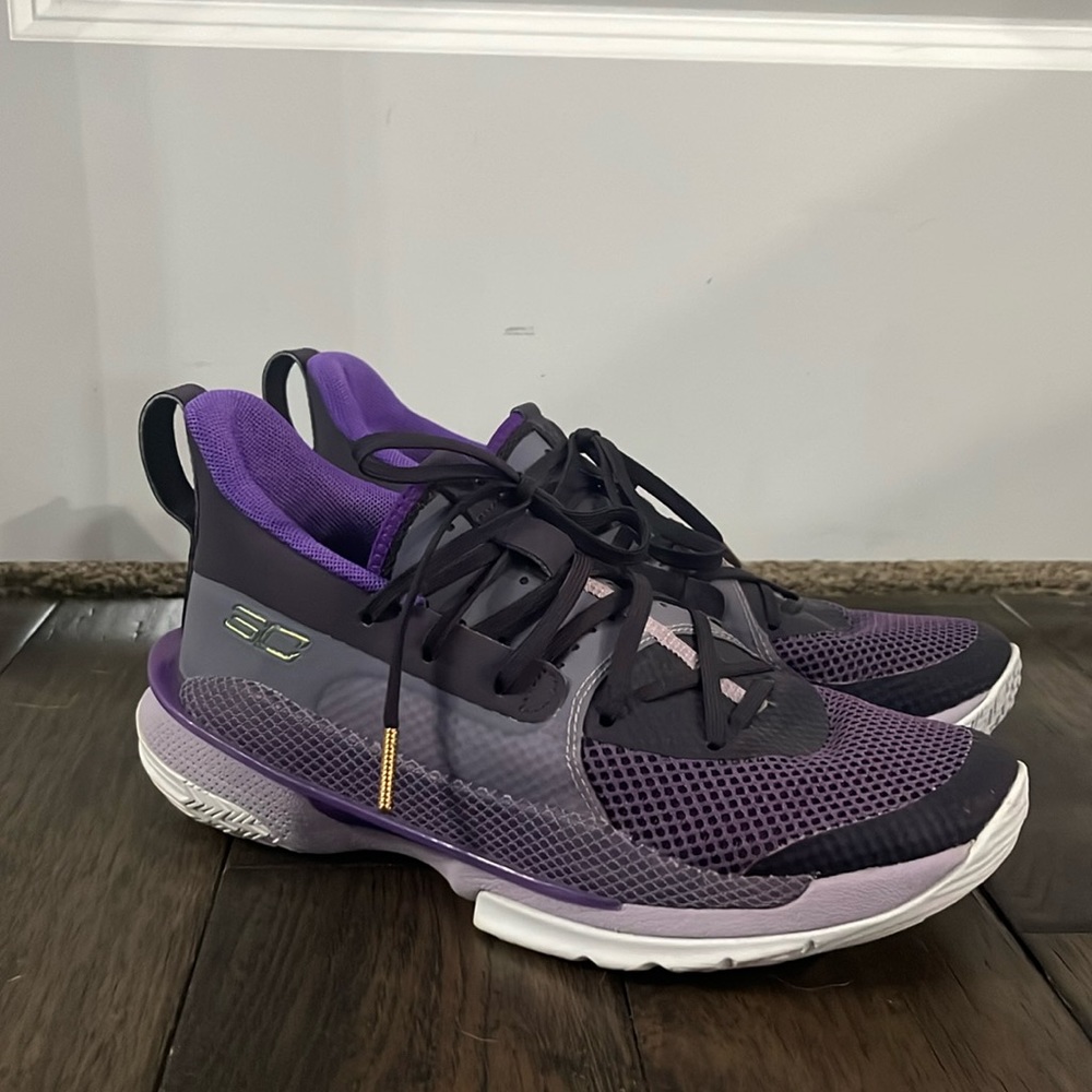 Under Armour Steph Curry 7 Bamazing youth basketball shoe - 6Y